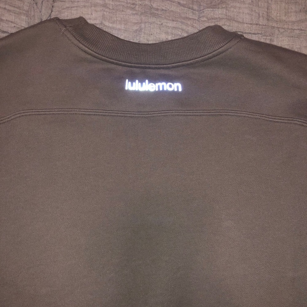 lululemon crew